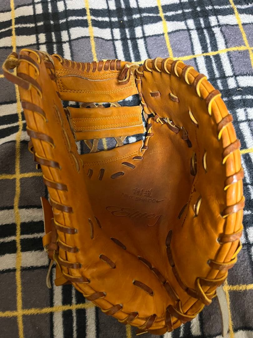 【期間限定値下げ！】NIKE硬式ファースト