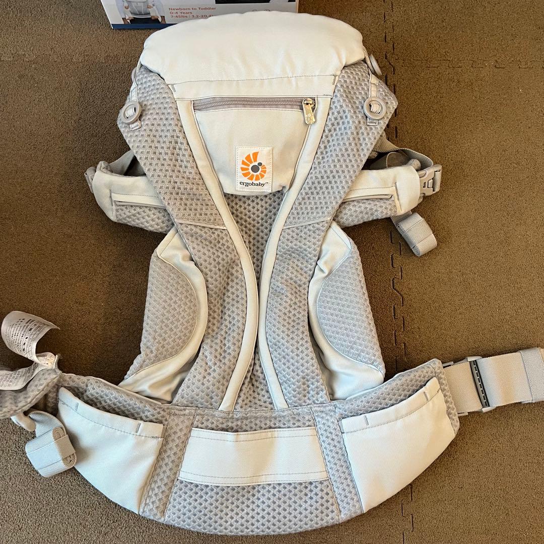 【美品】ergobaby(エルゴベビー) オムニブリーズ