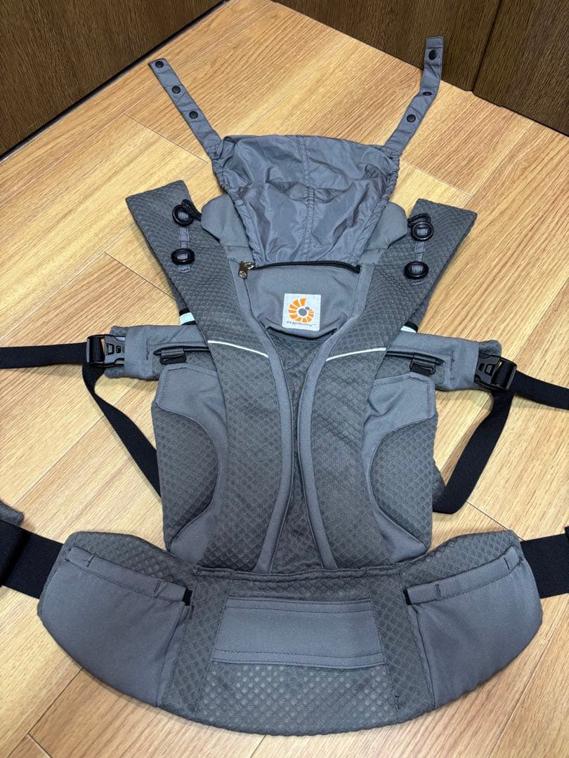 ergobaby　エルゴベビー　オムニ　ブリーズ　抱っこ紐　※　おんぶ