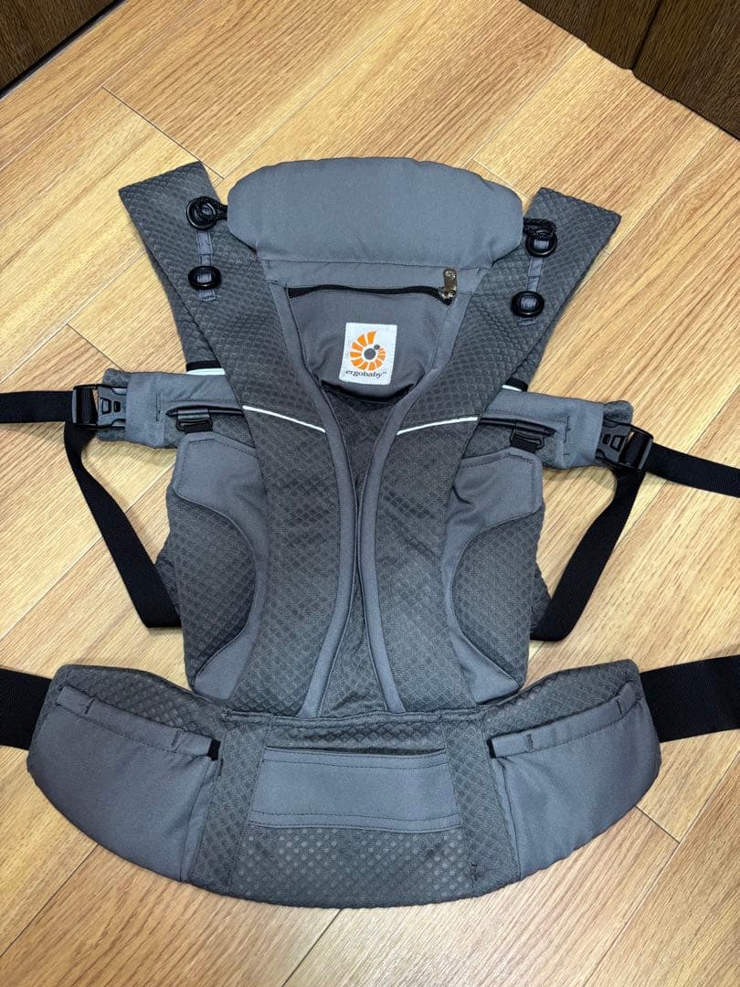 ergobaby　エルゴベビー　オムニ　ブリーズ　抱っこ紐　※　おんぶ
