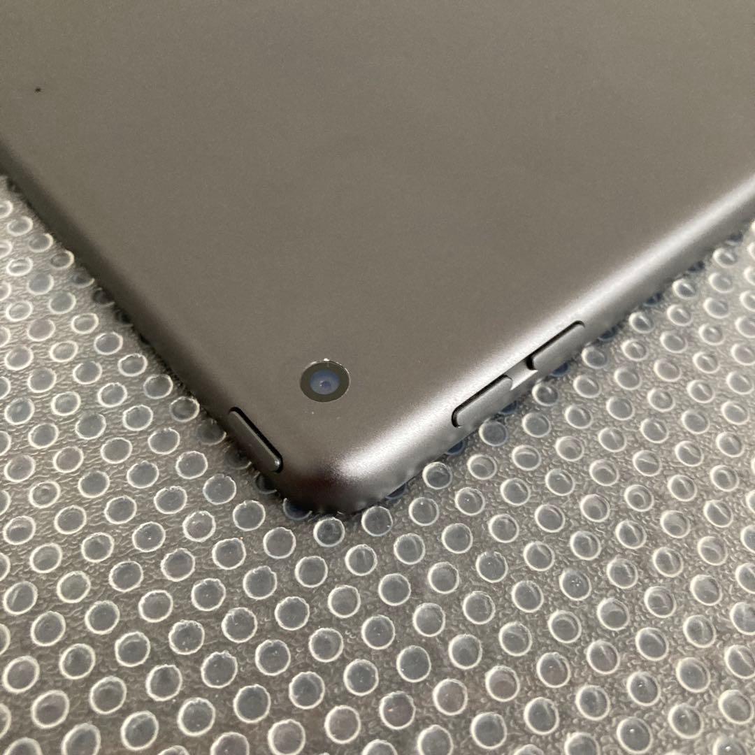 3297【早い者勝ち】iPad7 第7世代 32GB WIFIモデル☆