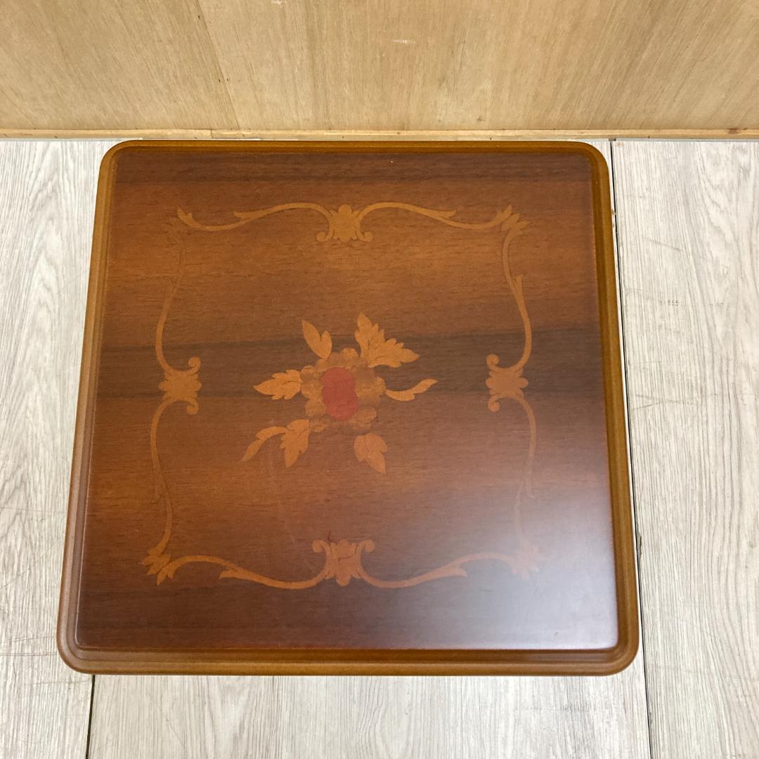 イタリア製 クラシカル 象嵌細工 猫脚 ネストテーブル 　 サイドテーブル