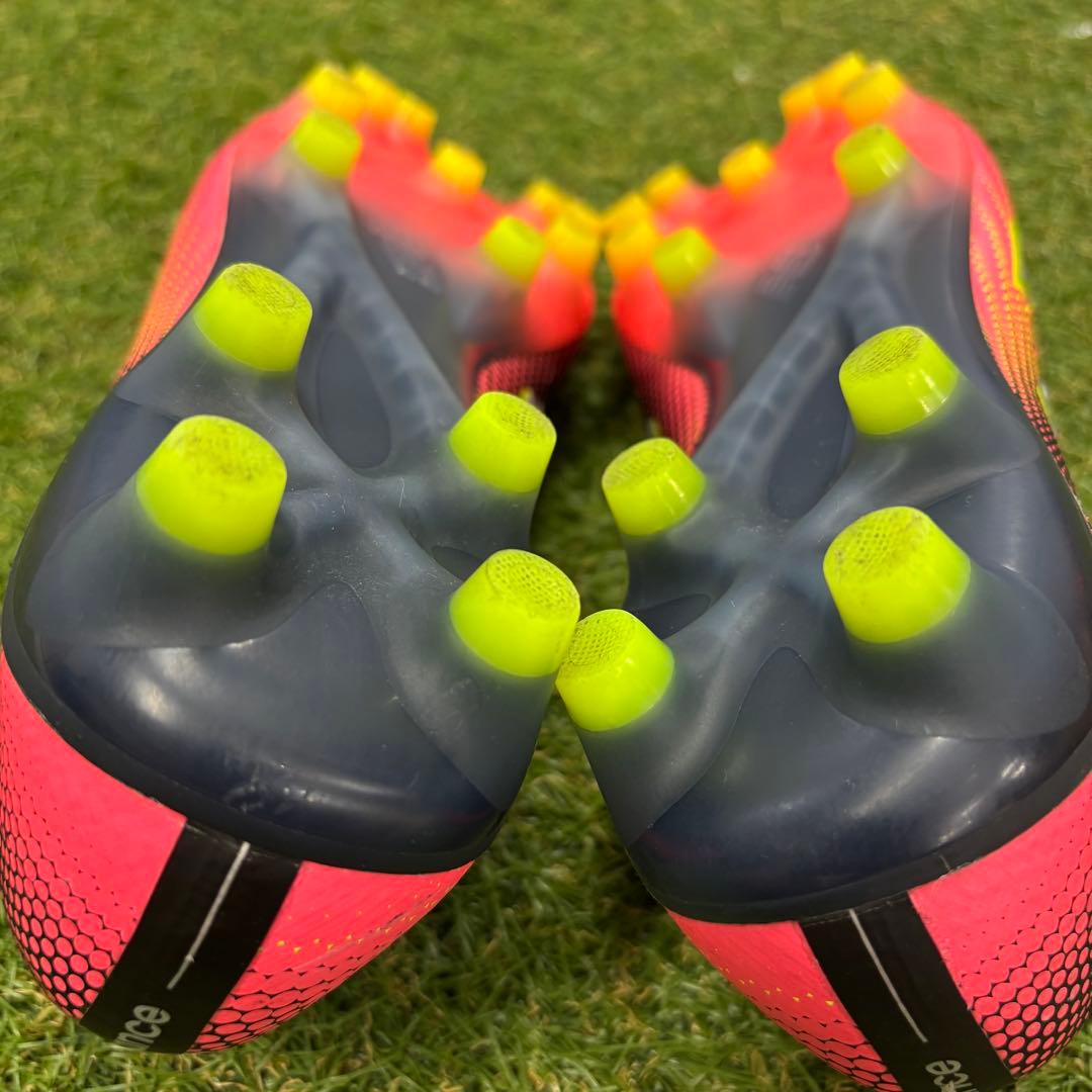 【即日発送 美品】New Balance TEKELA V4+ PRO HG