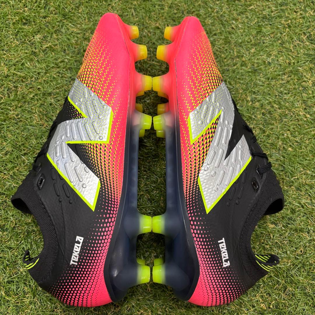 【即日発送 美品】New Balance TEKELA V4+ PRO HG