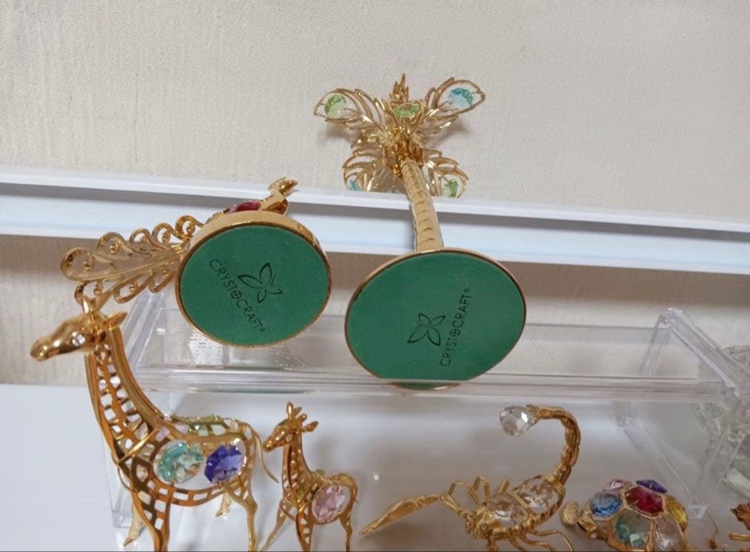 CRYSTAL TEMPTATIONS スワロフスキー　オブジェ