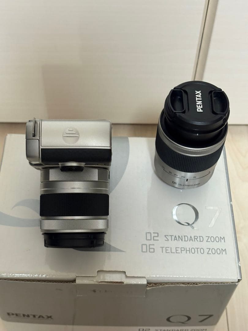か*き様 【美品】PENTAX Q7 ミラーレスカメラ レンズ2本付き
