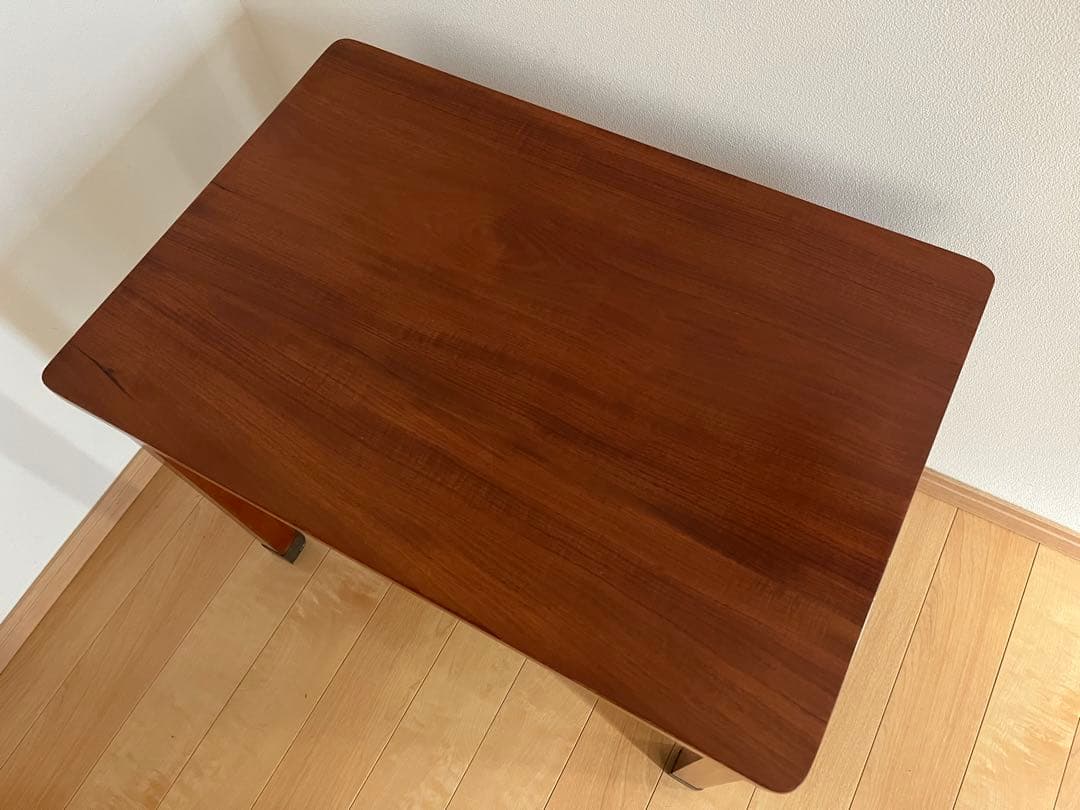 デンマーク 1940's サイドテーブル　マホガニー　無垢材