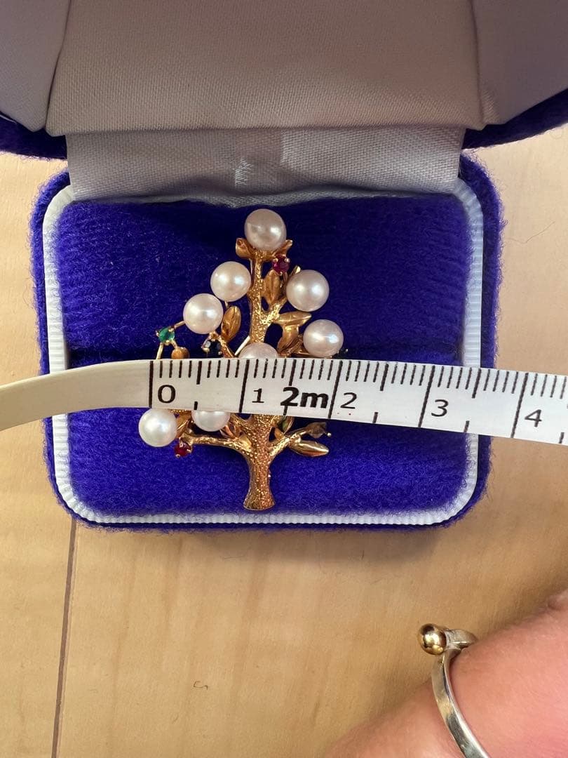 K18 18金　750 ブローチ　パール エメラルド　サファイア　ルビー