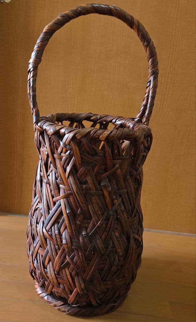 ■ 高さ80cm 大 竹製かご 花器 竹筒付き 民芸 竹花籠 竹手付花籠