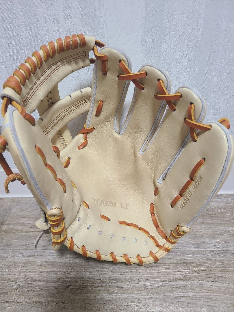 未使用　アトムズ（ATOMS） 硬式用グラブ 内野手用 野球グローブ 右投げ