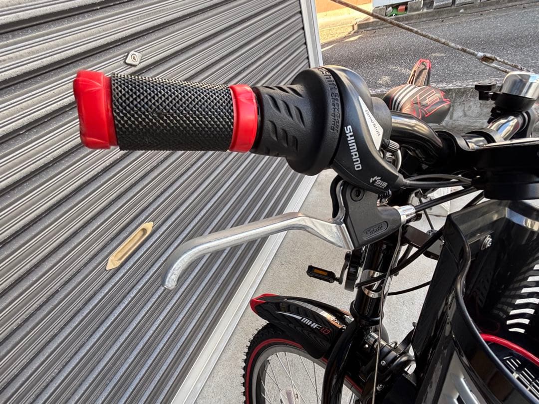 はる　BRIDGESTONE 子供用自転車 24インチ　ブラック／レッド