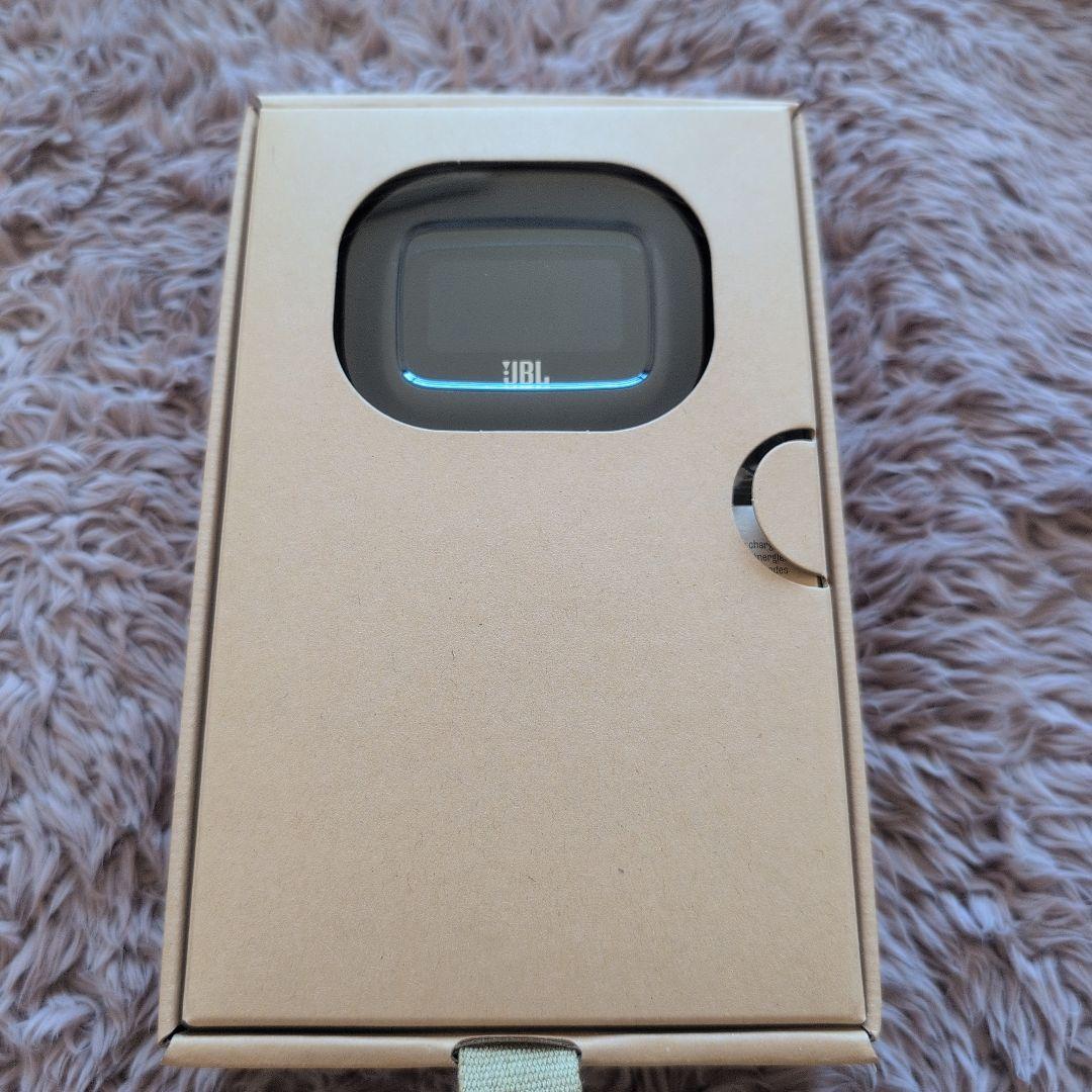 JBL　LIVE　BEAM3 　　　おまけでJBL有線付き