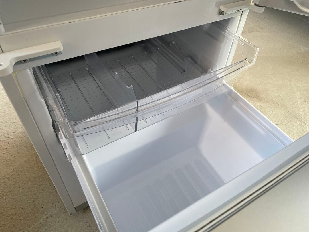 【美品】冷蔵庫 一人暮らし 137L SHARP シンプル 配送、設置対応可