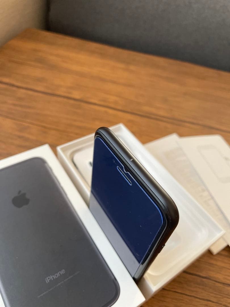 iPhone 7 ブラック 32GB SIMフリー