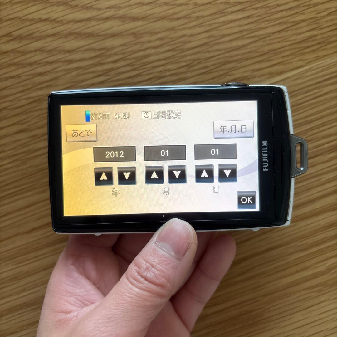 ⭐︎美品⭐︎ FUJIFILM FINEPIX Z1000 EXR