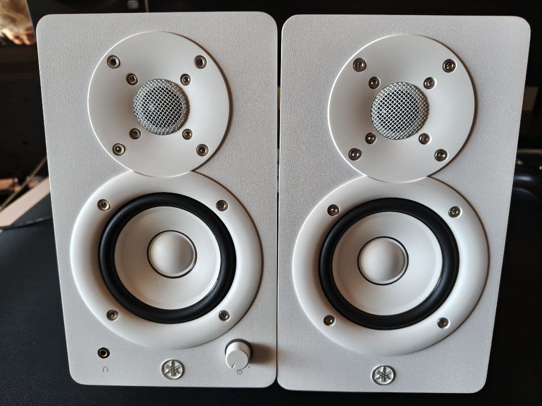 YAMAHA HS3W パワードスタジオモニター