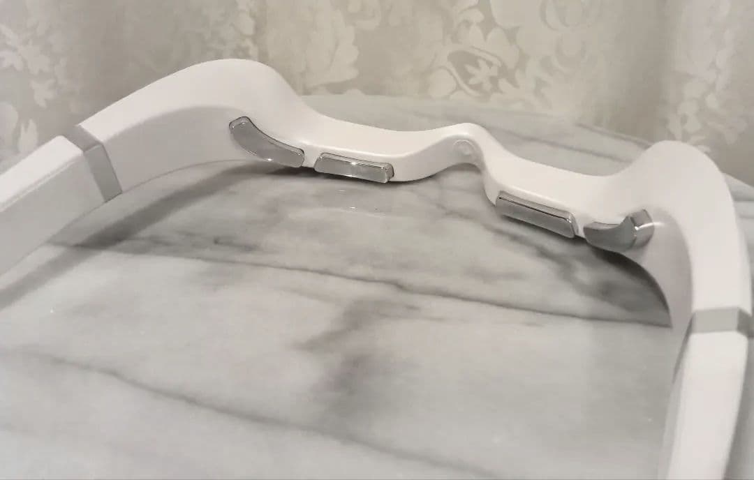 ルクセア ミューサー/LUXCEAR Myuxer 目もとエステ・マッサージャー