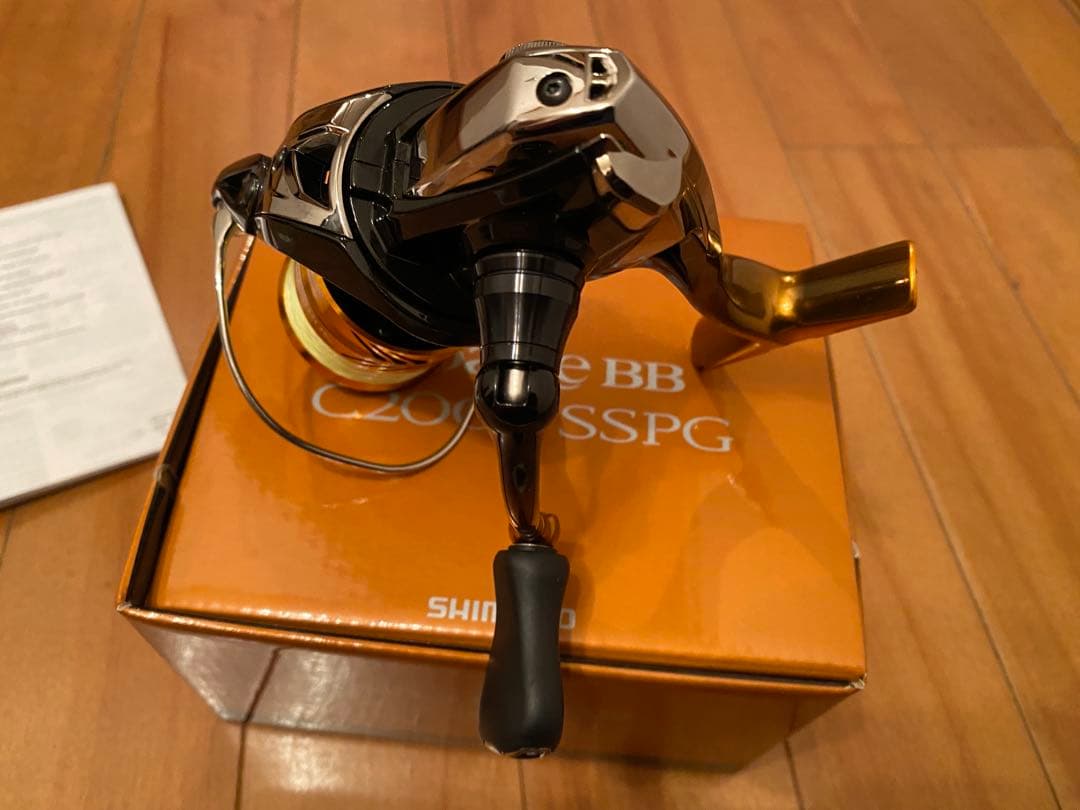 美品　18シマノソアレBB C2000SSPG 替スプール付き