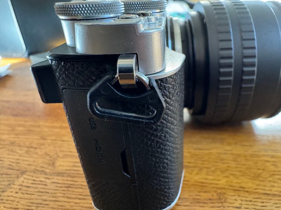 OLYMPUS PEN E-P7＋充電器＋バッテリ３個