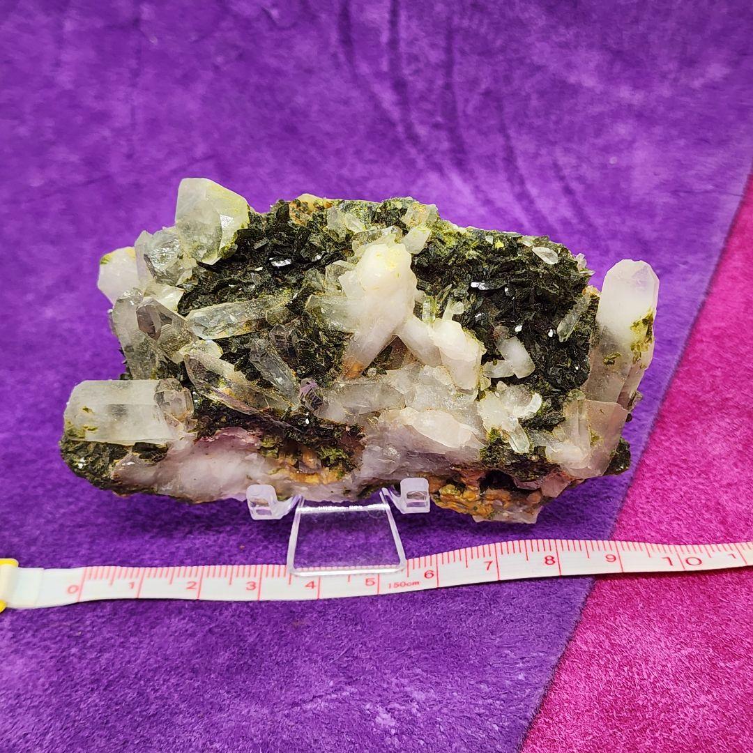 奇跡の共生石！エピドート＆クリスタル原石①　唯一無二の高波動パワーストーン