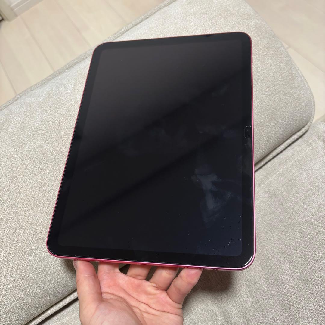 美品iPad 第10世代 256GB 刻印あり　バッテリー100%
