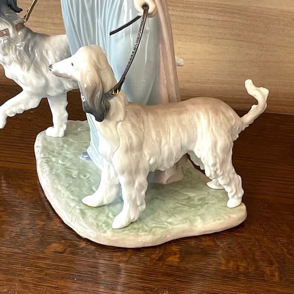 リヤドロ　優雅な散歩のひととき　フィギュリン　LLADRO 人形　ポーセリン