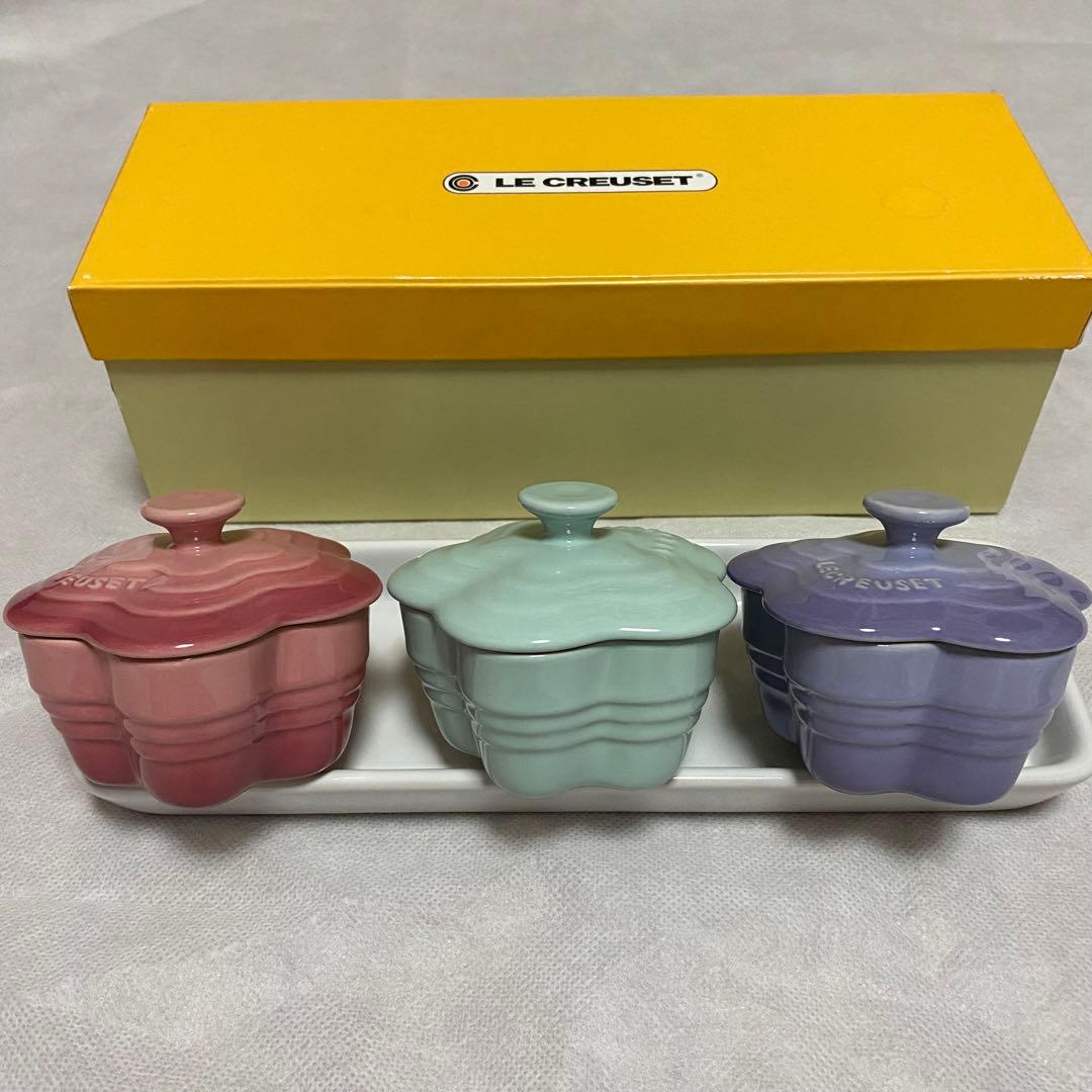 ル・クルーゼ プチ・ラムカン・フルール・コレクション