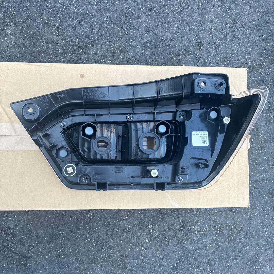 スズキ　ワゴンR MH55S 左テールレンズ