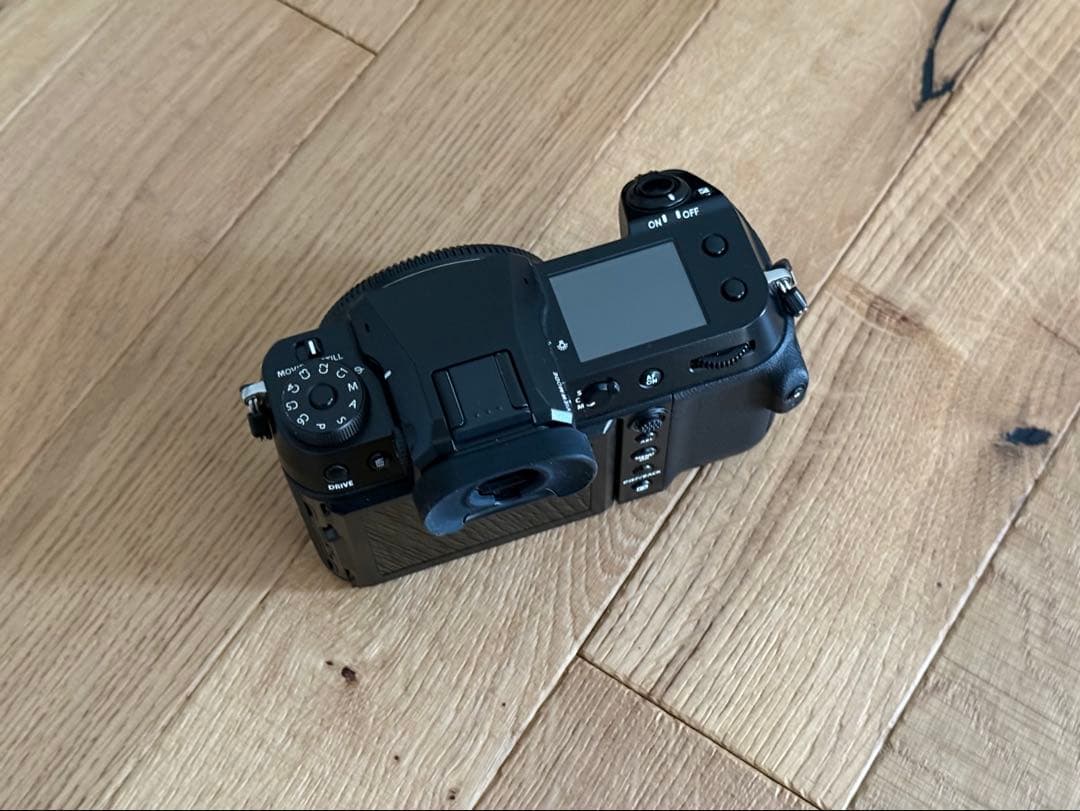 富士フイルム GFX 50Sll + mitakon 65mm