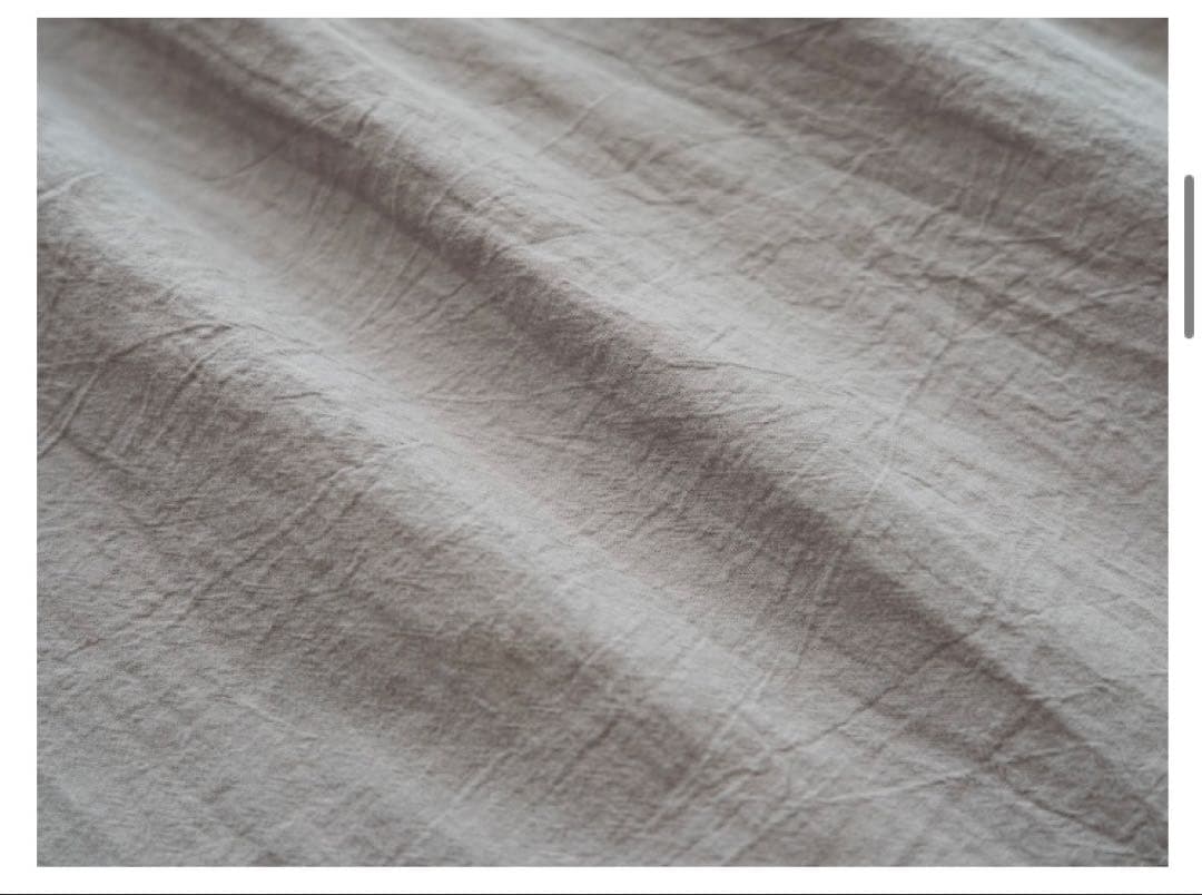 オオカミと月灯りのかぐや　ライトグレーコットンブラウス　ギャザー