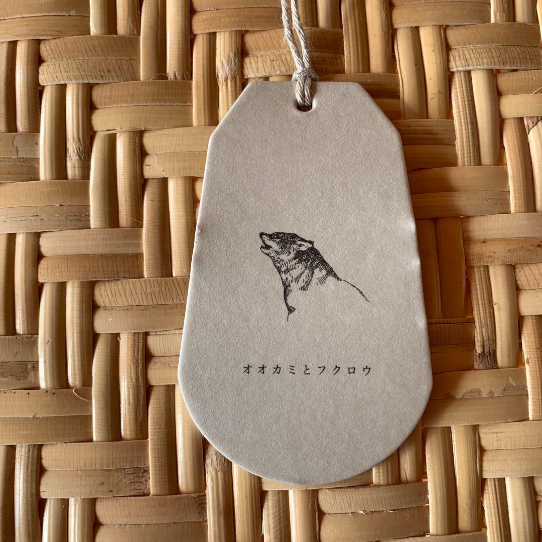 オオカミと月灯りのかぐや　ライトグレーコットンブラウス　ギャザー