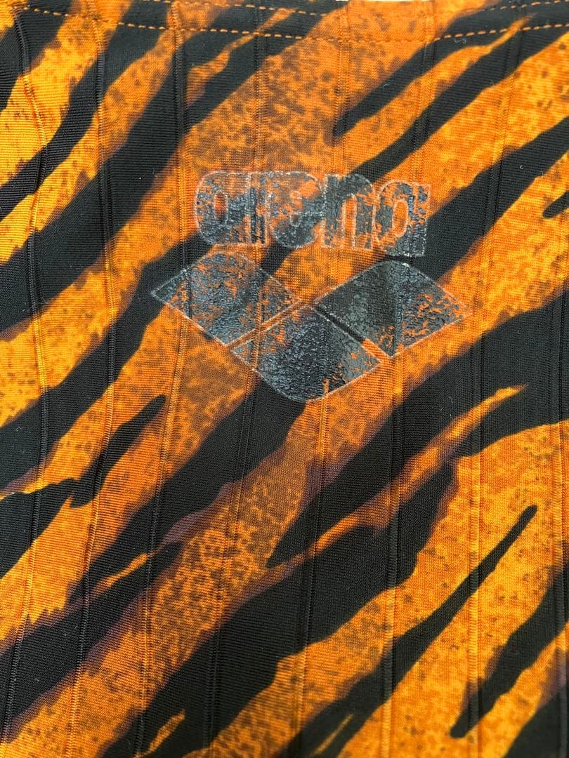 アリーナトラ柄 水着