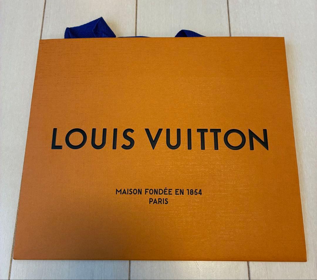 LOUIS VUITTON 携帯ケース リ・トランク iPhone14PRO