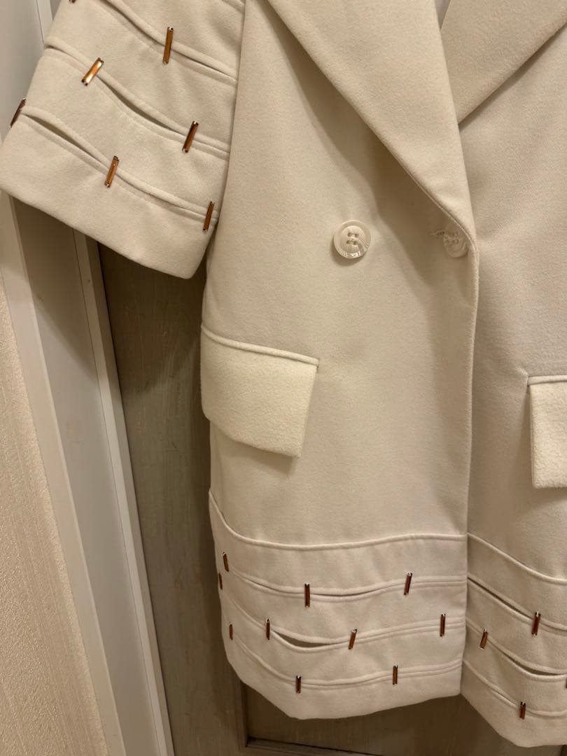 ホワイト ウールコート ダブルボタンmiu miuコート