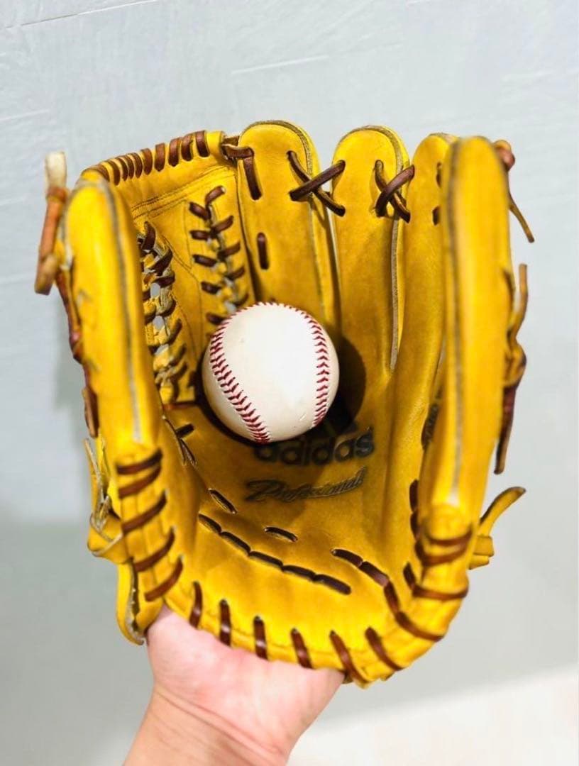 廃盤レア アディダス adidas 硬式グラブ 内野手用 高校野球対応 即戦力