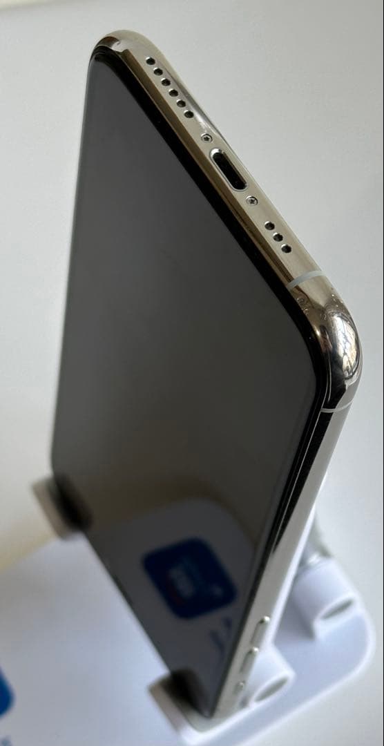 iPhone 11 Pro 256GB シルバー SIMフリー