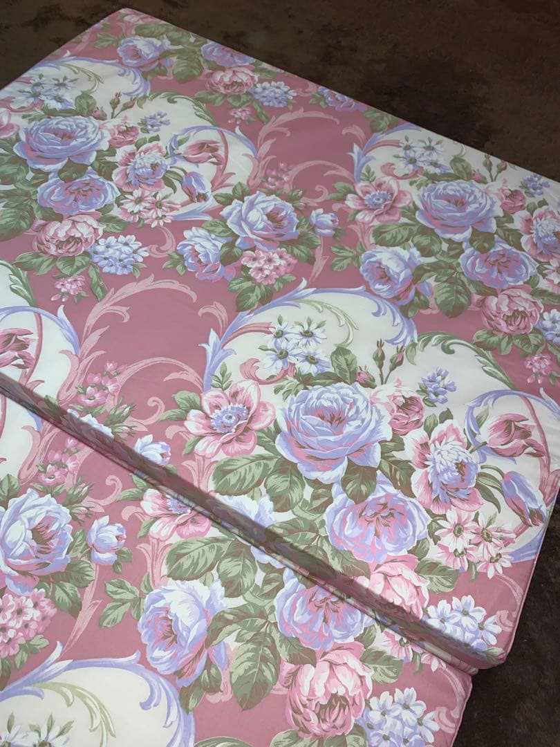 西川綿100%生地使用！シングル硬質三つ折りマットレスで体圧を軽減！固くて軽い！