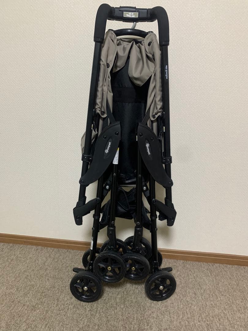 コムペット　ミリミリライトα ウェットサンドベージュ　新古品　ペットカート