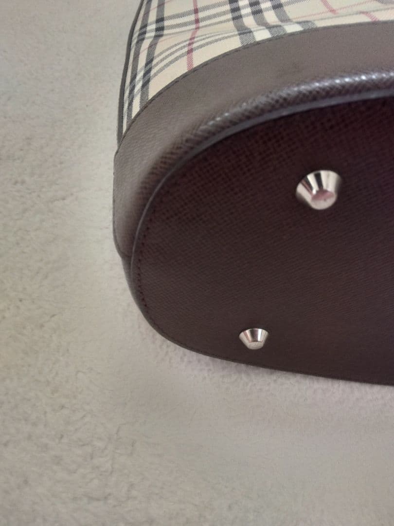 未使用品級　バーバリー ノバチェック トートバッグ レザー バケツ型　茶