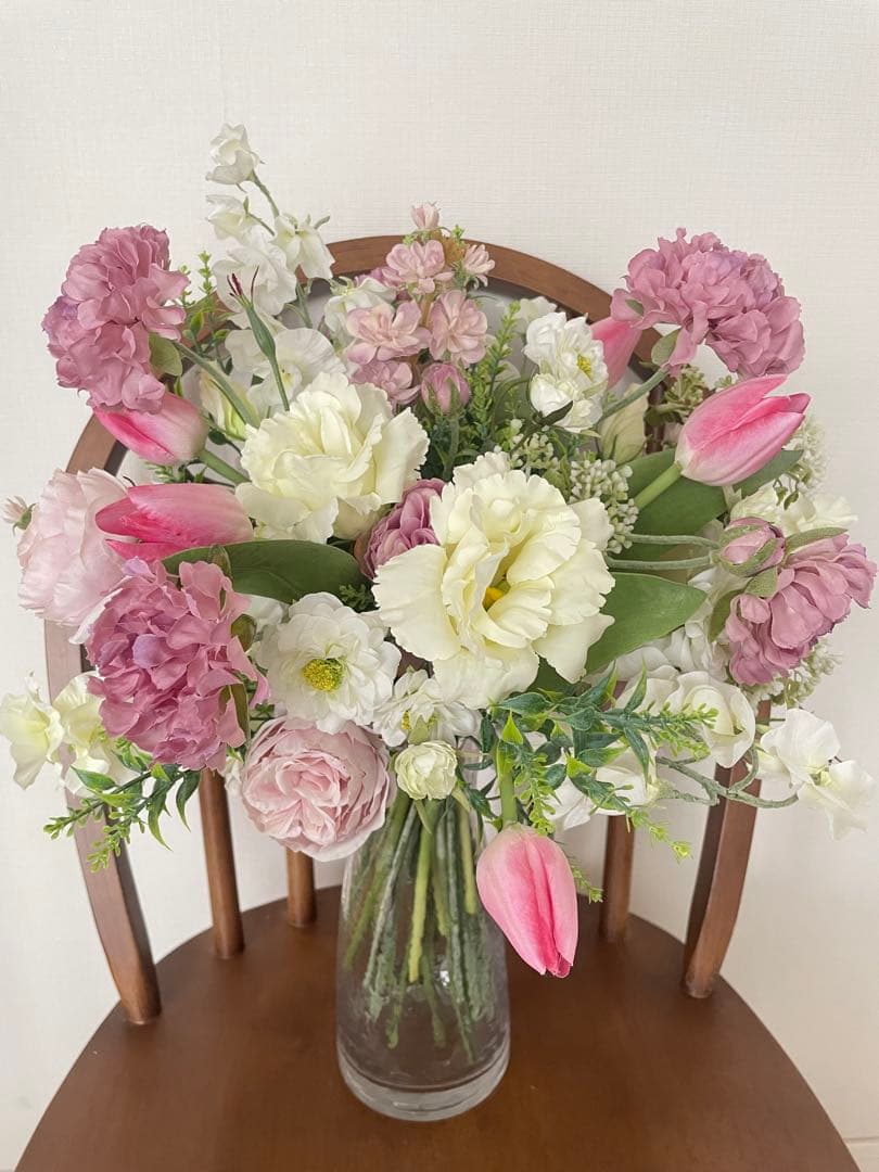 ウェディングブーケ　アーティフィシャルフラワー　ブーケチューリップブーケ