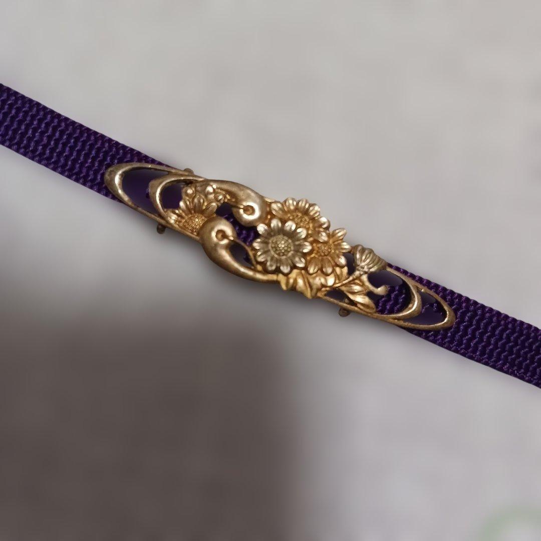 波紋と勾玉(波紋音と真琴？)と菊　帯留　金工　アンティーク