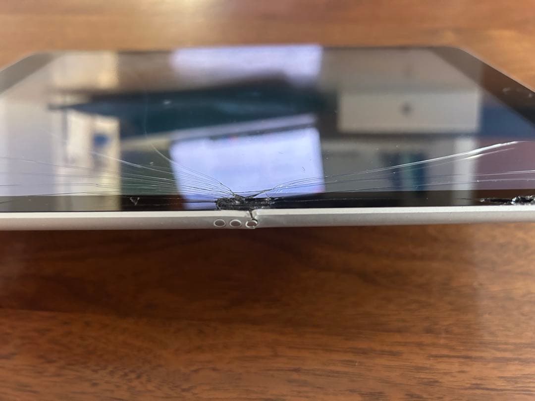 【不良品】iPad 第9世代　Wi-Fiモデル　64G