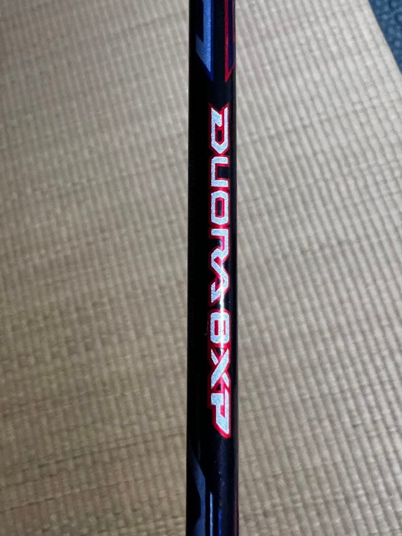 YONEX デュオラ8xp 3UG5 ラケット　※ヒビ有り