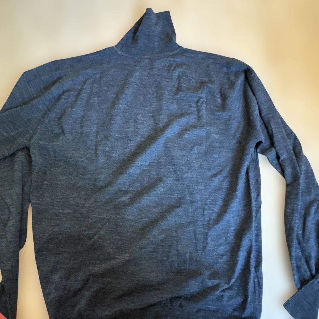 ジョンスメドレー　ダークグレー タートルネックニット