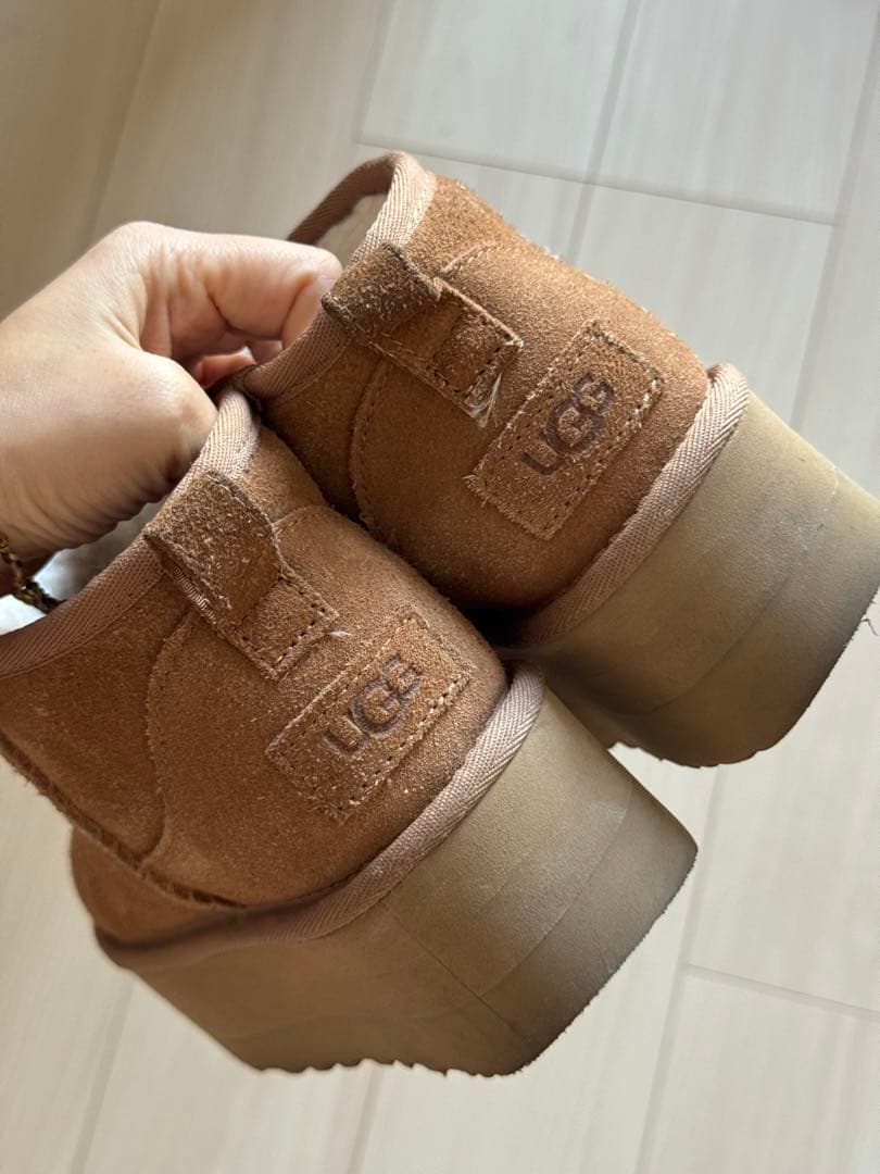 【本日のみ値下げ】UGG クラシック ウルトラ ミニ プラットフォーム 23cm