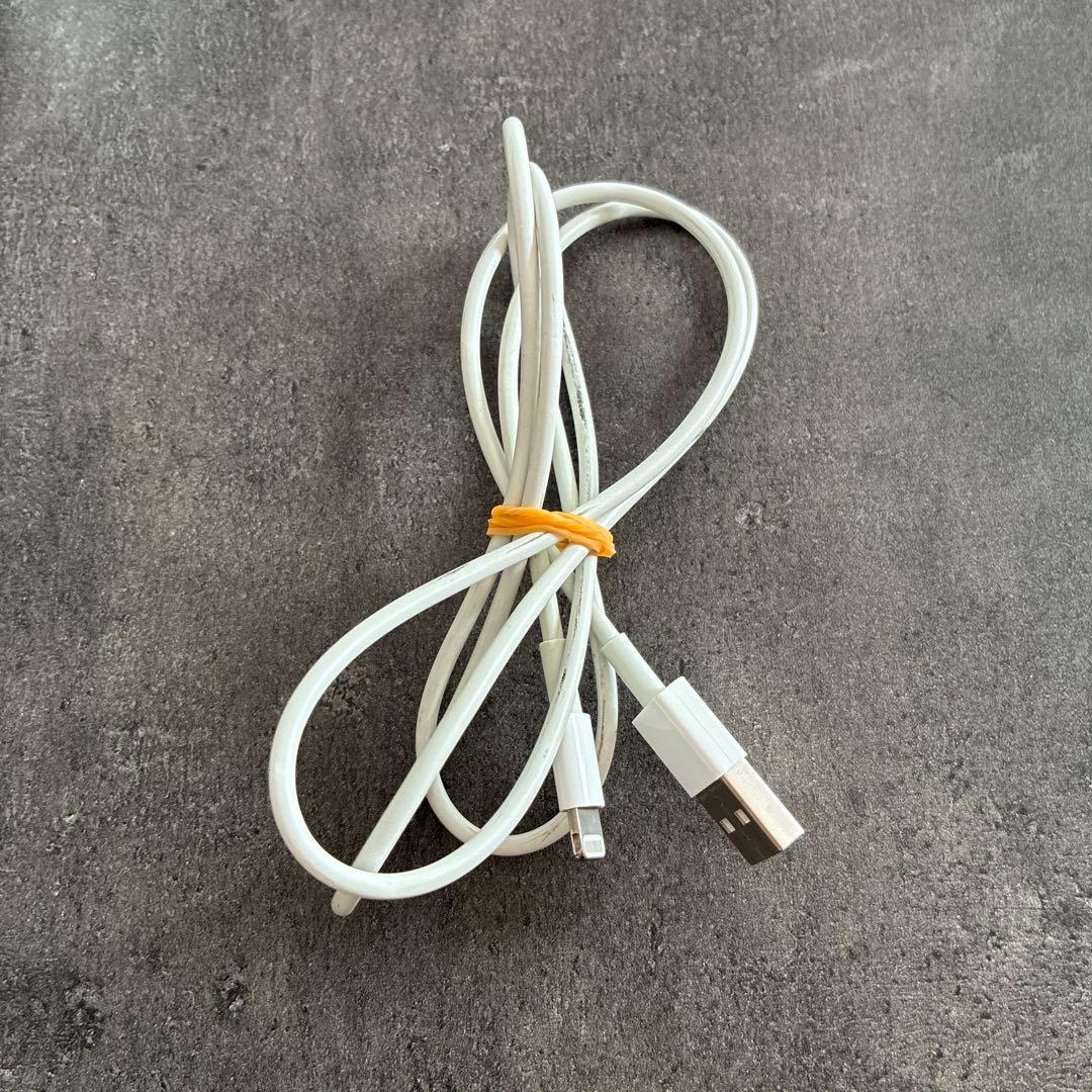 iPhone SE3 128GB ホワイト 美品