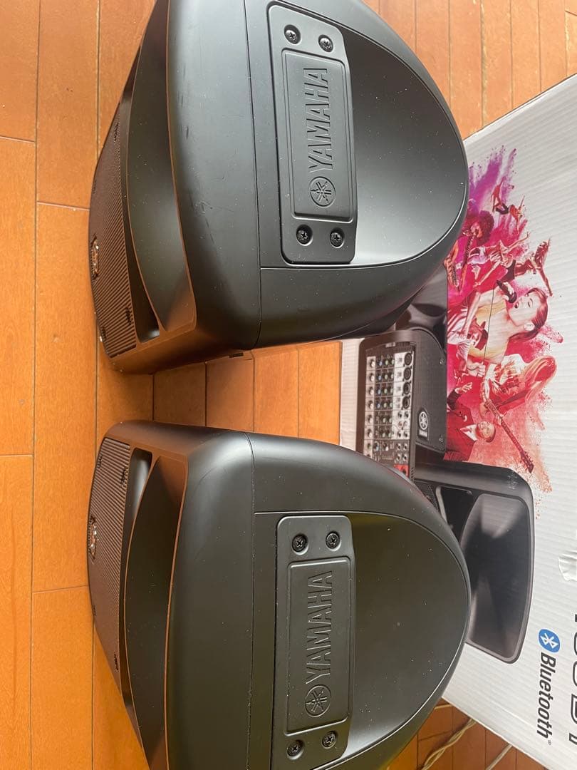 Yamaha STAGEPAS 400 BT ポータブルPAシステム