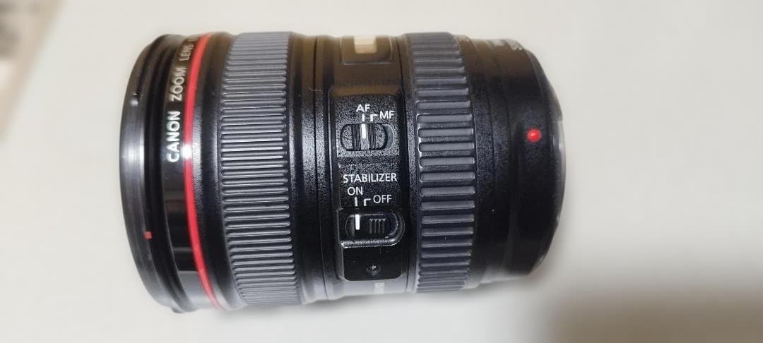 Canon EF 24-105mm f/4 L IS USM　（中古）