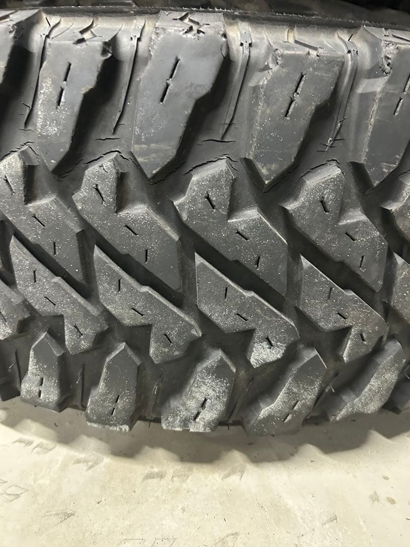 ミッキートンプソン 15インチ 10J －46 PCD139.7 6H 4本