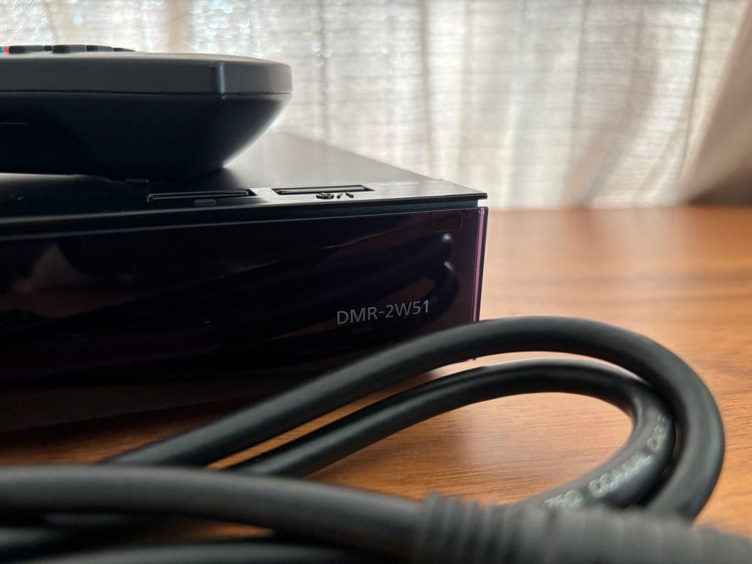 【美品】Panasonic ブルーレイレコーダー ディーガ DMR-2W51
